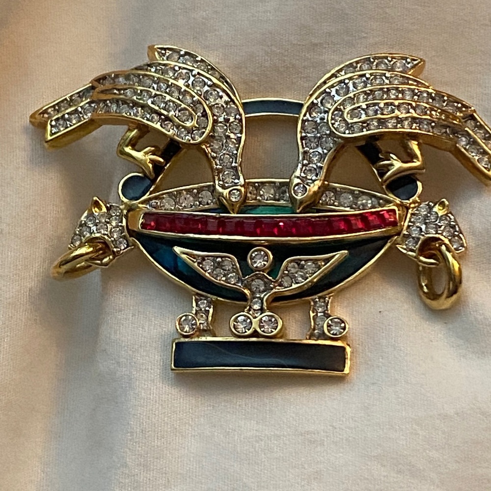 Vintage Butler jewelry brooch 2 birds drinking